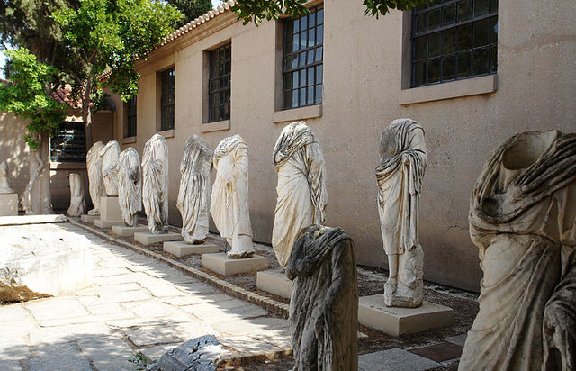 Prostitutes Korinthos